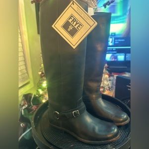New Frye Pull On Black Boot Phillip Ring 7.5 Women